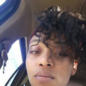 Meet your Posher, Mzmisfit